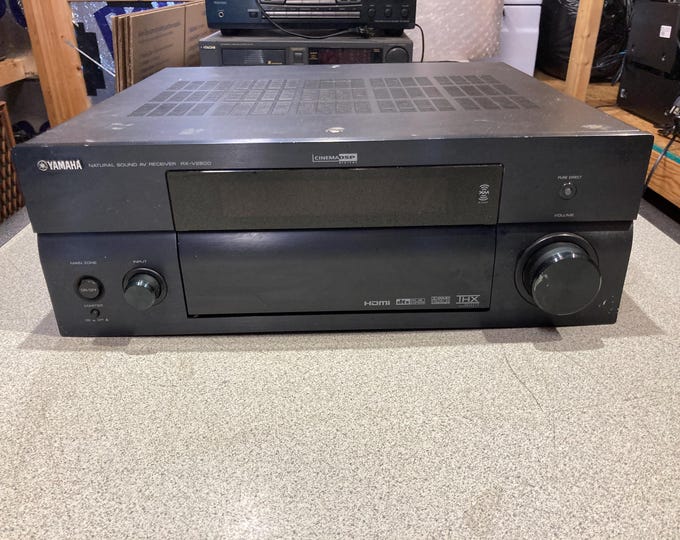 Yamaha Natural Sound AV Receiver  Model RX-V2600. Powers On No Further Testing...Selling As Is.