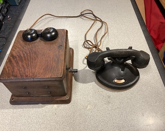 Strongberg Carlson Solid Oak Wall Hand Crank Ring Box Telephone. Untested...Selling AS IS.