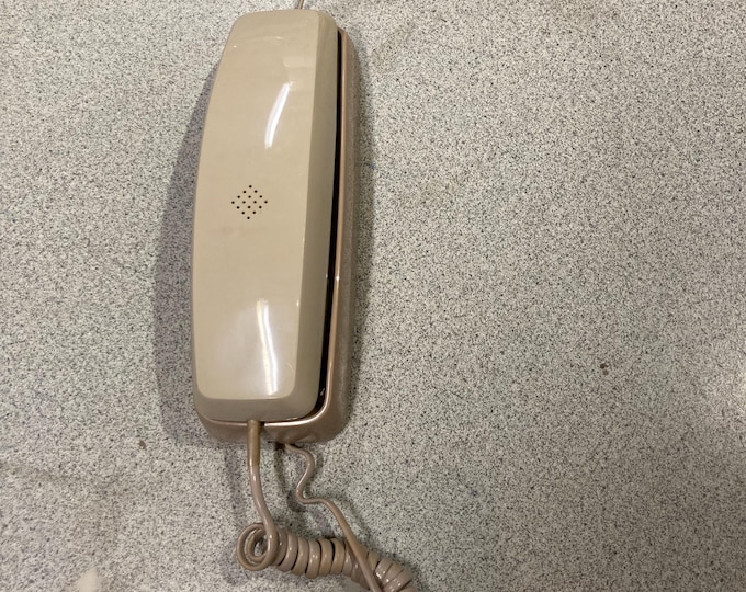 Conair Corporation Slim Design Telephone Model SW 104