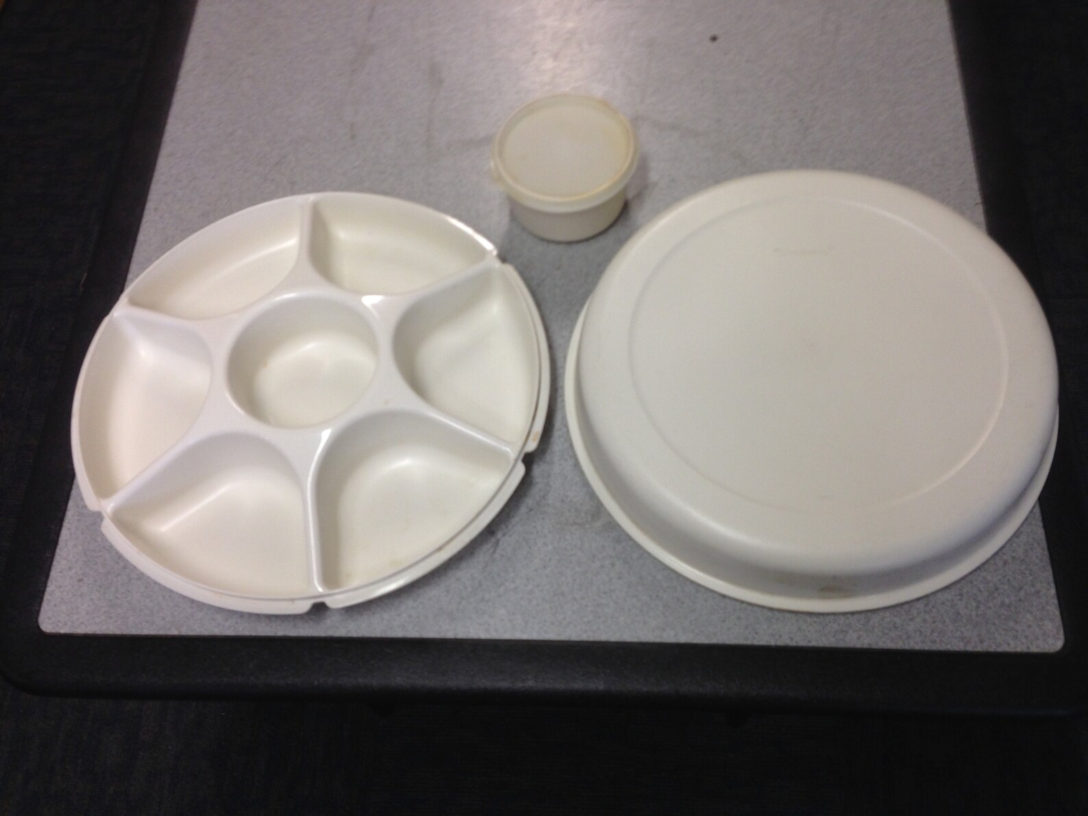 Tupperware Divided Serving / Vegetable Tray Etsy