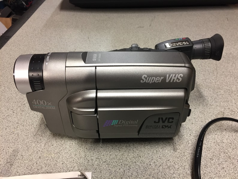 JVC Compact Vhs Camcorder Super Vhs With Accessories. Model Grsxm920