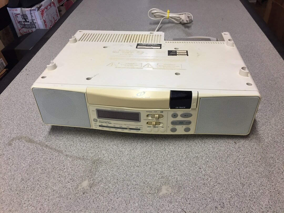 GE Spacemaker Am/fm/cd Clock Radio Model No. 742906. Tested & Works Etsy