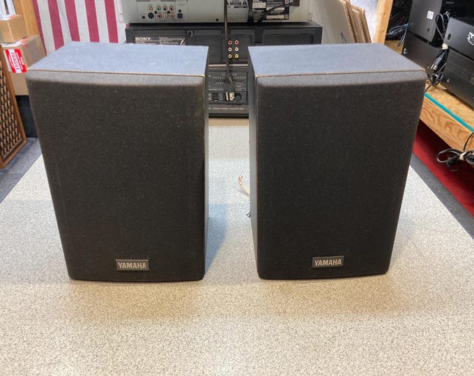 Set Of Yamaha Bookshelf Speakers  50Watts. Model No. NS-A203