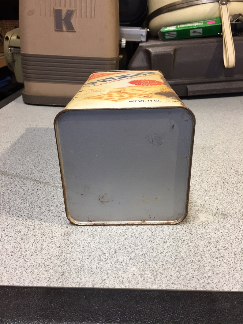 Nabisco Premium Saltine Crackers Tin