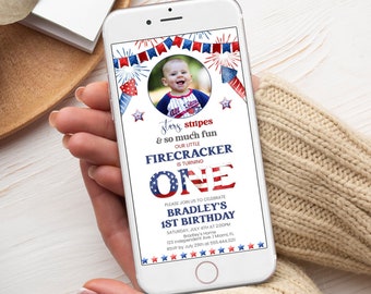 Geburtstagseinladung, 1st Birthday Evite | 4.Juli, Rot, Weiß & Blau, Feuerwerkskörper | Digital Geburtstag einladen, Telefon elektronisch