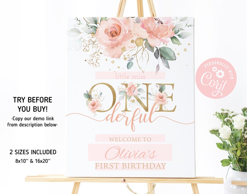 Pu&ograve; includere: Un cartello bianco con accenti floreali rosa e dorati. Il cartello dice "little miss ONEderful" e "Benvenuti al primo compleanno di Olivia". Il cartello misura 20,32 cm x 25,4 cm o 40,64 cm x 50,8 cm.