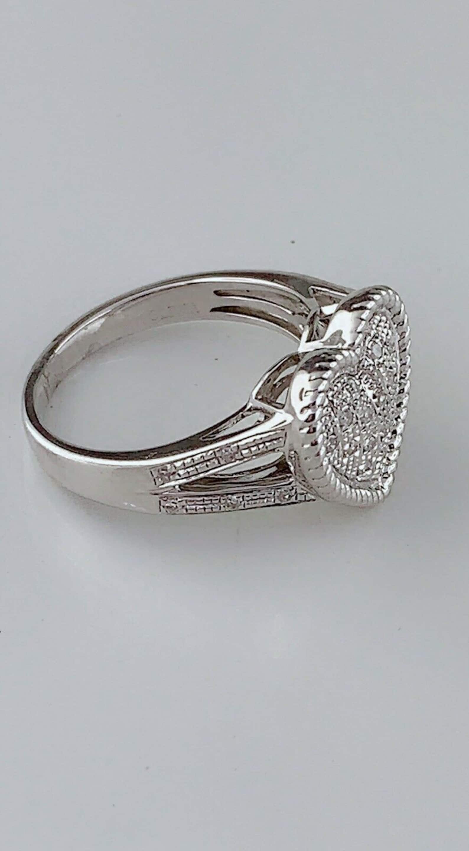 Anillo de diamante completo corazón en plata de ley Sz 7.25 85 Etsy Anillo de diamante completo corazón en plata de ley Sz 7.25 85 Etsy