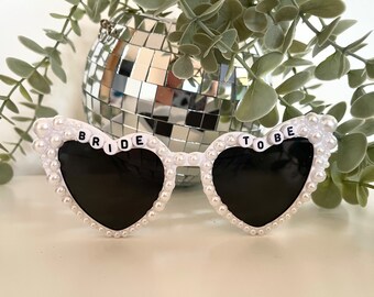 BELLA, Bride-to-be Sunglasses, Pearl Sunglasses, Hen Do Sunglasses, bachelorette party, Hen Party, Personalised Sunglasses.