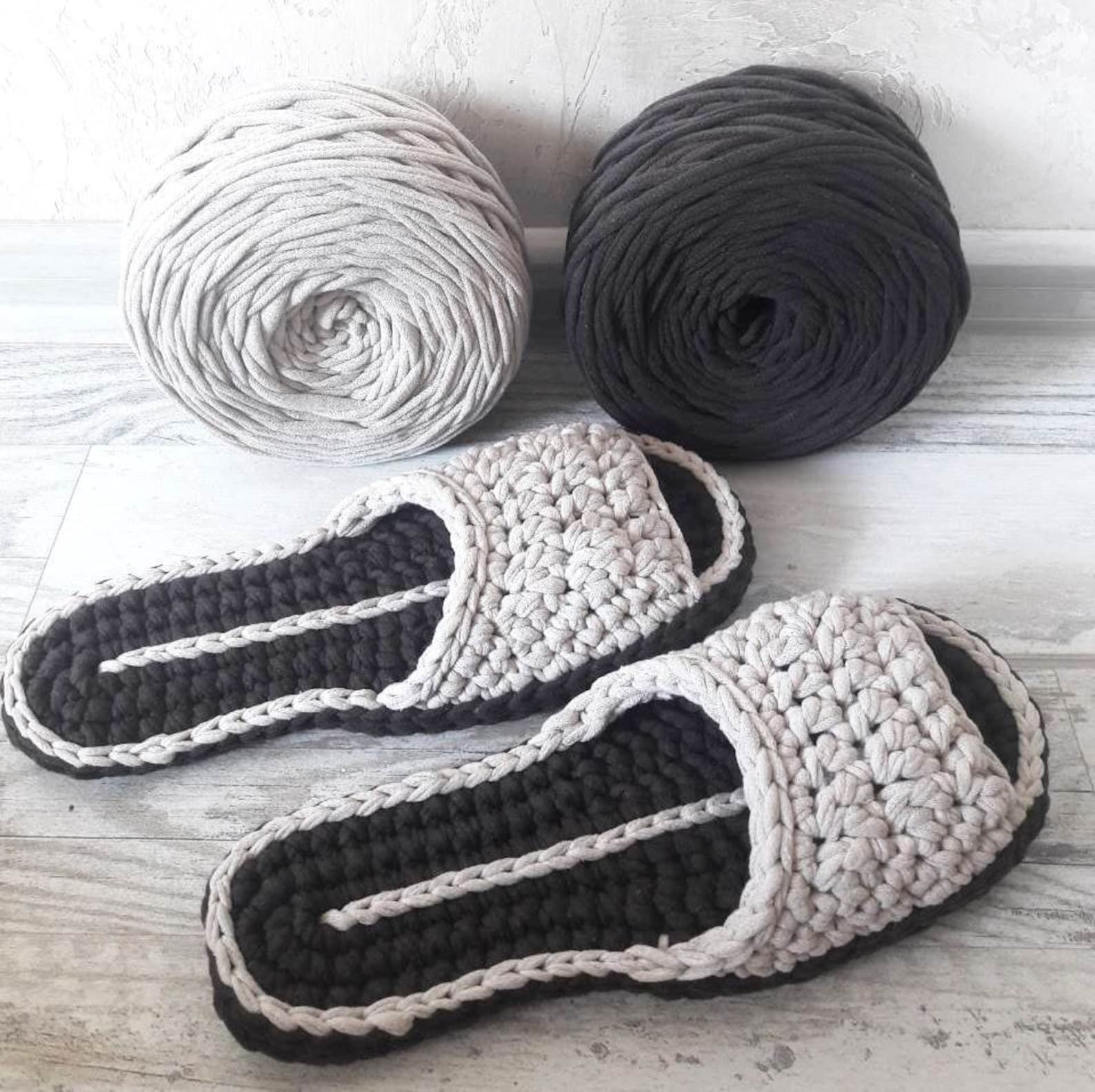 super cotton slippers,furry gray / black,fur pom-poms,knitted,barefoot sandals,non-slip house shoes,ballet flats,gift wrap,mothe super cotton slippers,furry gray / black,fur pom-poms,knitted,barefoot sandals,non-slip house shoes,ballet flats,gift wrap,mothe