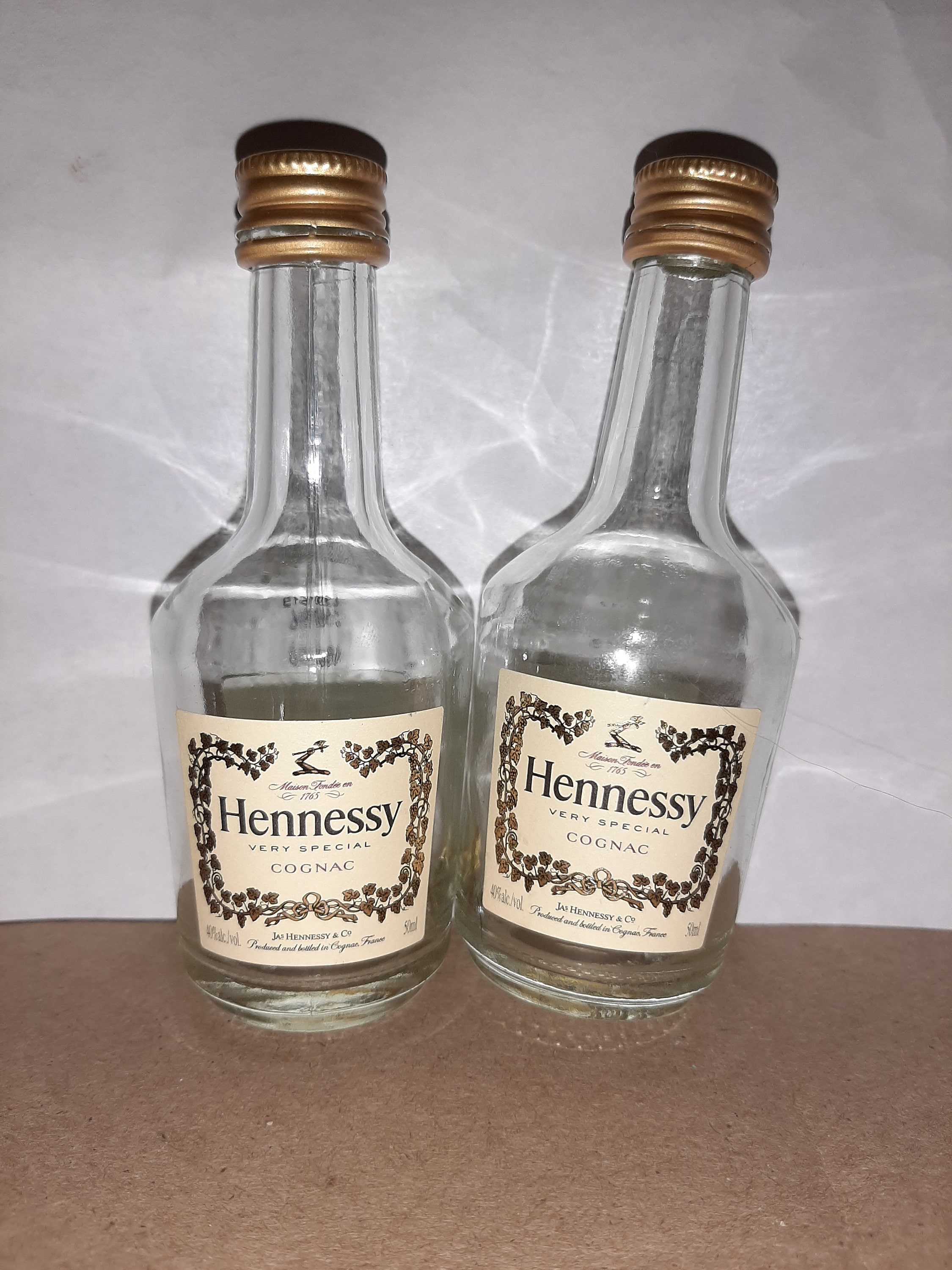 Hennessy Very Special Cognac 50ml Sleeve (12 bottles)