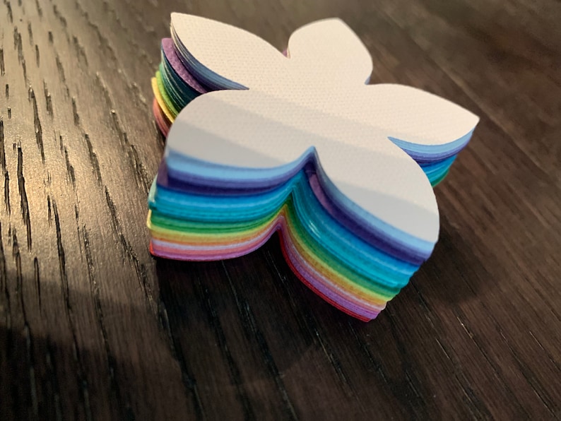 Card stock paper flowers, assorted colours - set of 75 画像 2