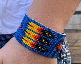 Western Jewelry, Navajo Design, Loom Blue Beaded Bracelet, Handwoven Feather Designs, Casual Jewelry 1.25 x 7.5 Inch Discover Guatemala