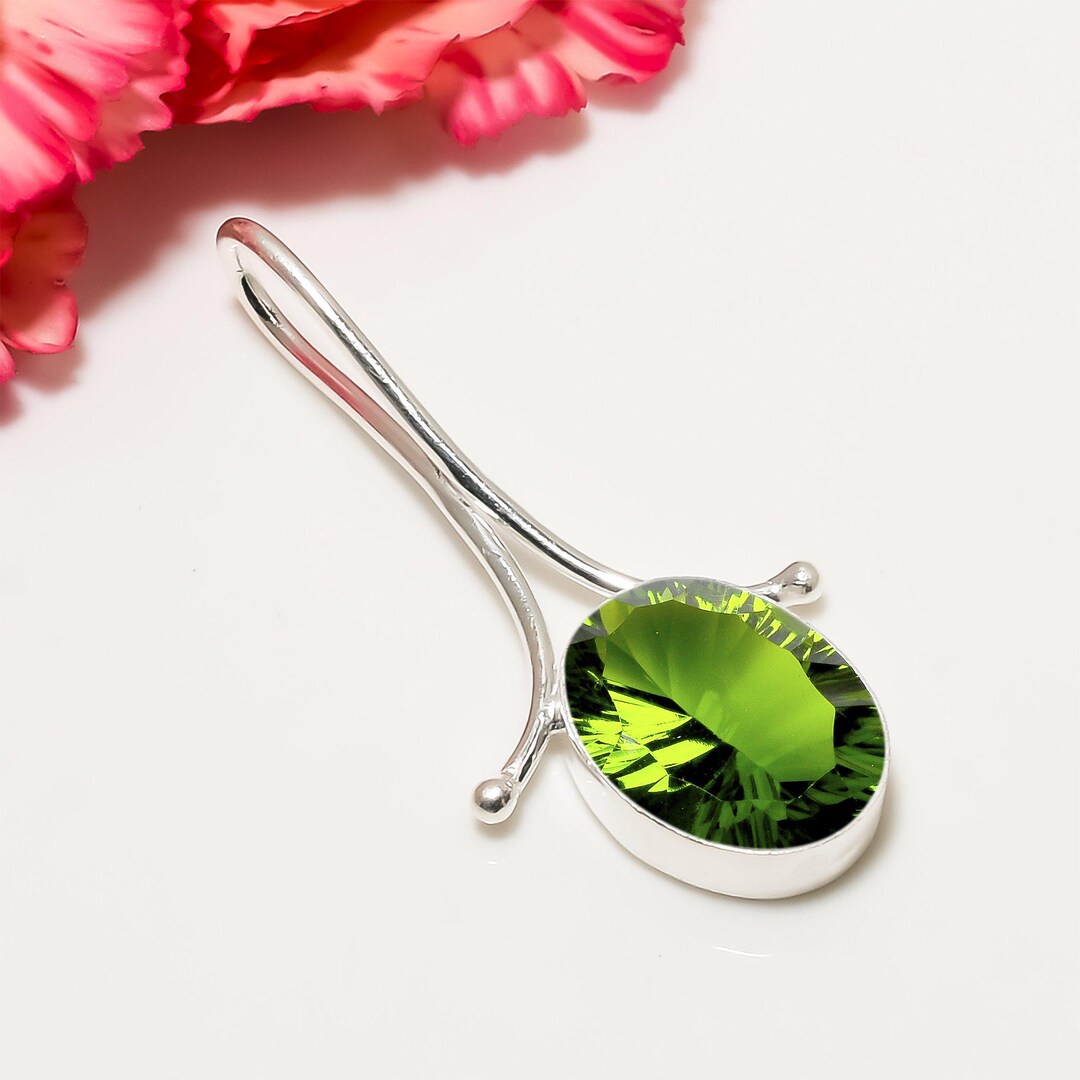 Unbe-LEAF-ily Beautiful! Peridot Leaf and Branch Pendant