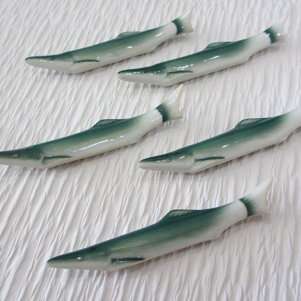 Japanese 3L Ceramic NISHIKIGOI OKIMONO Koi Fish Chopstick Rest - Made In Japan - View #2