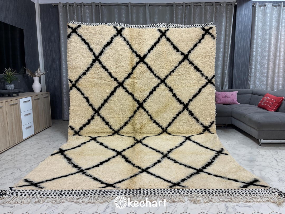 Handcrafted Moroccan Beni Ourain Rug – Ivory & Black Diamond - Etsy
