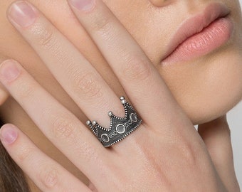 Sterling Silver Crown Ring: Medieval Gothic Jewelry Gift