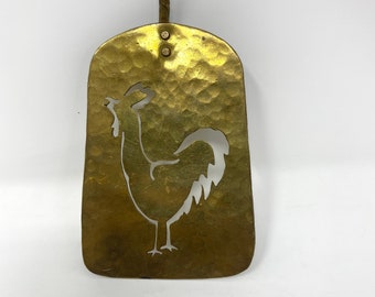 Vintage Brass Spatula Twisted Handle Rooster Cut Out, Brass Kitchen Decor Hand Forged Chicken Rooster Kitchen Wall Decor, Chicken Lover Gift