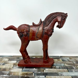 Wood Chinese War Horse Figurine 10&quot;, Vintage Carved Wood Red Black Asian Tang Horse, Vintage Home Decor Decorative Horse Lover