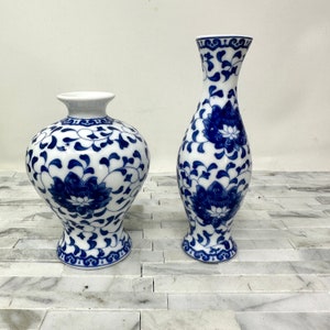 Chinese Bud Vases, Vintage White Blue Lotus Flower Small Vase Pair 5 3/4&quot; 4 1/2&quot;, Asian Home Decor, Decorative Vases, Blue White Home Decor