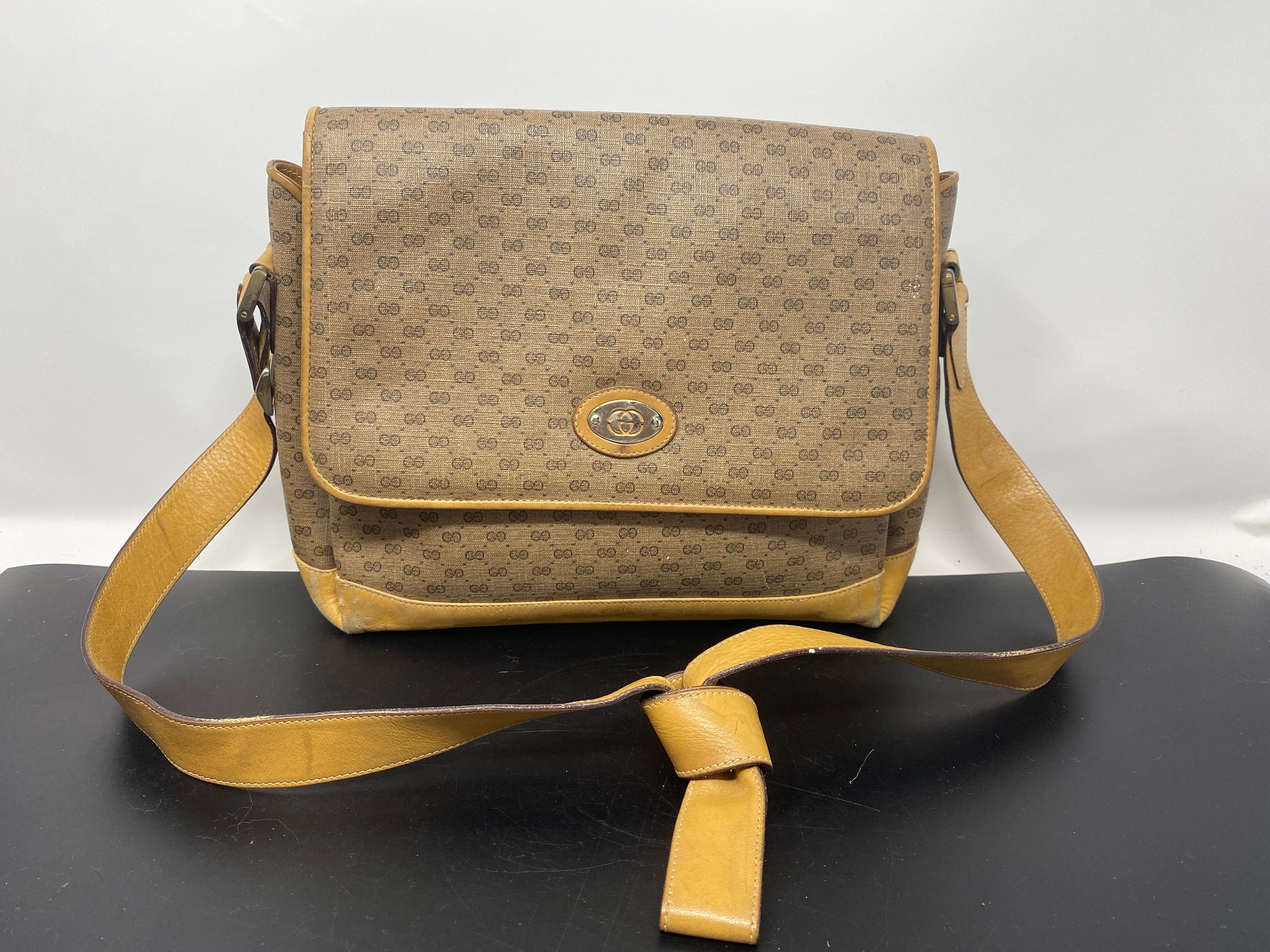 Authentic Gucci Dark Brown/beige Gsg Canvas and Leather Medium