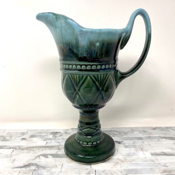 Vintage Hull Pottery Pedestal Pitcher F32, Vintage 1950s Green Glaze Diamond Beaded Ewer, Vintage Decorative Green Home Decor