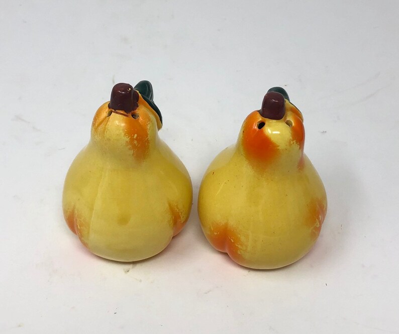 1950s Pear Ceramic Salt Pepper Shakers Yellow Fruit Novelty Shakers Vintage Tableware Table Decor