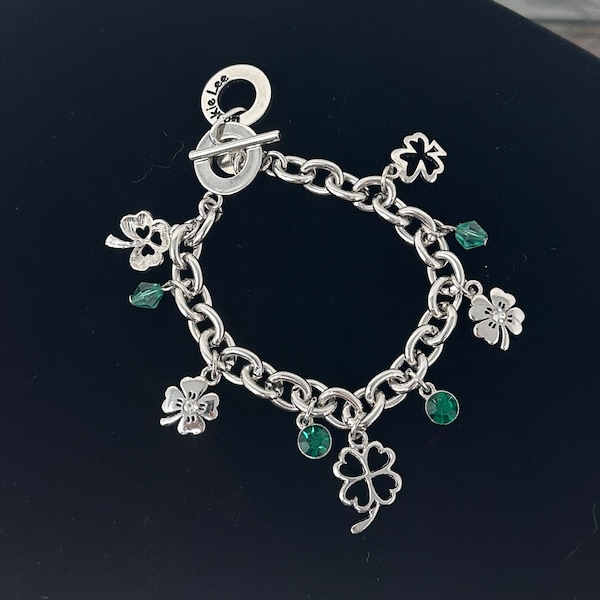 Cookie Lee Silver Tone Shamrock Irish Charm Bracelet 7 1/2", Vintage Green Clover Charm Green Rhinestone Link Bracelet Costume Jewelry