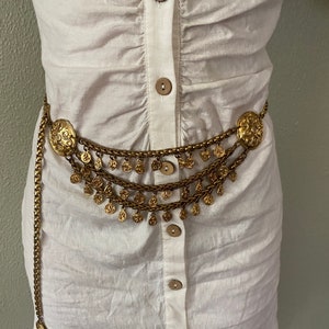 EDOUARD RAMBOUD Vintage Gold Tone Chain Belt With Multi Charms Vintage Edouard Rambaud Gold Heart Charm Belt 1980s Couture  main image 4