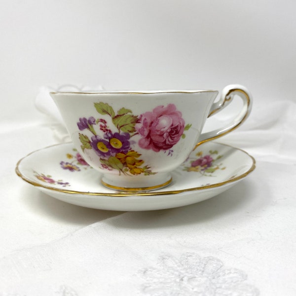 Royal Chelsea Tea Cup and Saucer, Vintage 1930s English Bone China Made in England, Rose Floral Spray, Gold Rim Decorative Teacup Saucer Set