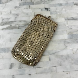 Gold Mesh Cigarette Case, Vintage Mid Century Metal Gold Tone Carrying Case Pouch, Glam Accessories