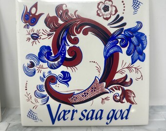 Norwegian Rosemaling Folk Art Tile Trivet 6", Vintage Colorful Blue Red Hot Plate Wall Hanging Kitchen Red Blue Scandi Decor