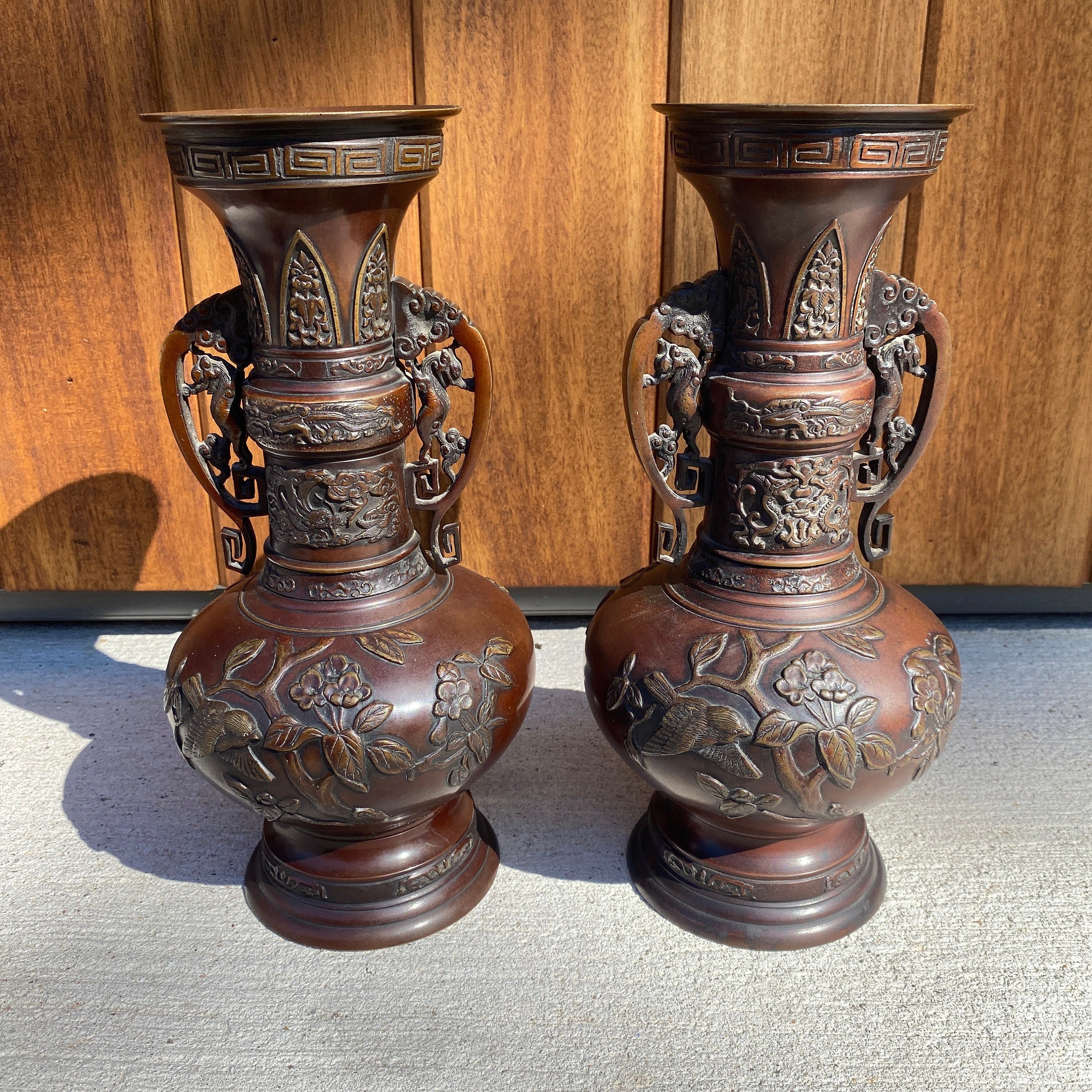 Der er en tendens At give tilladelse Inhalere Antique Japanese Meiji Period Bronze Urn Vases Pair Vintage - Etsy