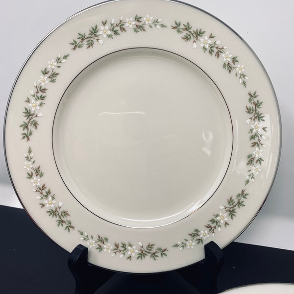 Lenox Brookdale Salad Plate Platinum Trim 8", Vintage 1970s Plate Floral Enamel Fine China, White Daisy Pattern, Formal Dining Holiday China