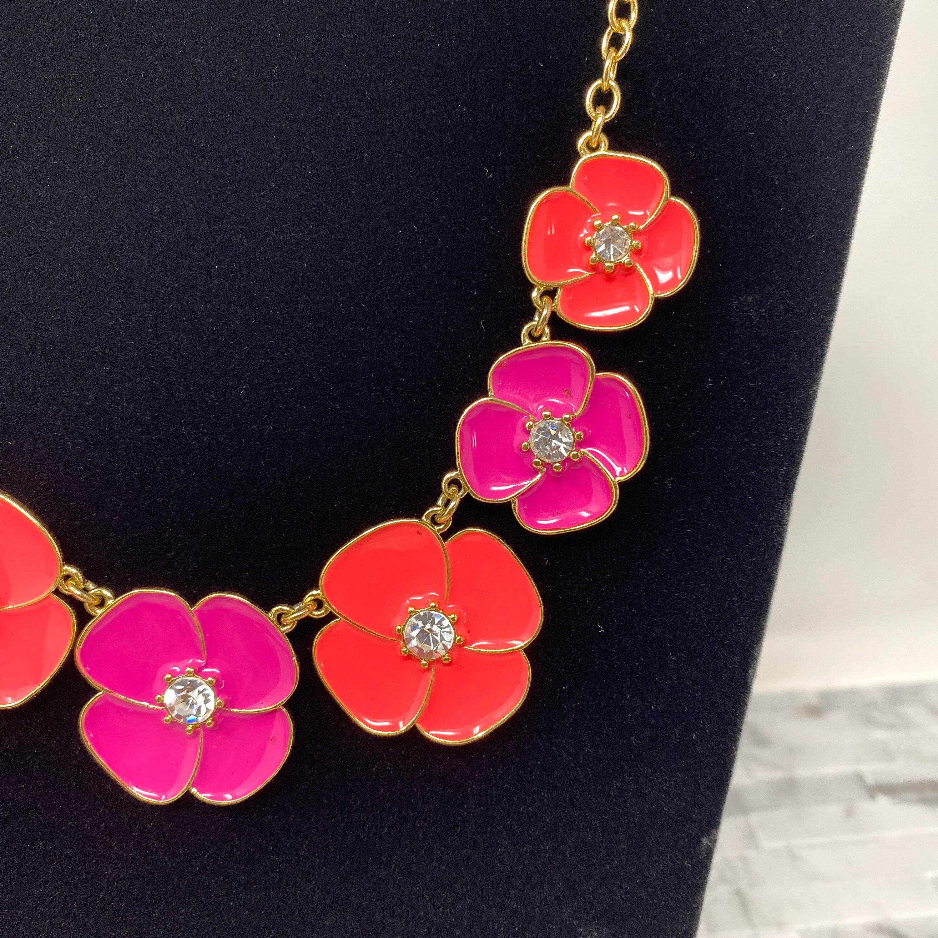 kate spade new york Bouquet Toss Mini Short Pendant Necklace | Dillard's