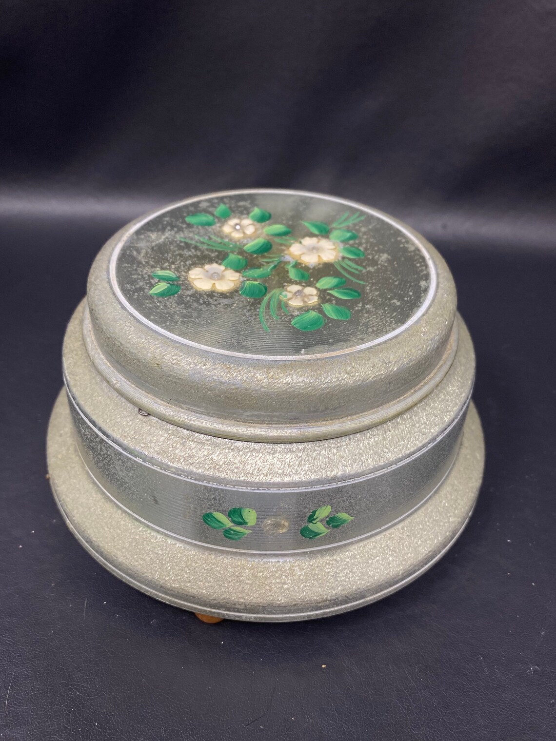 Vintage Powder Puff Music Box 1940s 1950s Vanity Decor Etsy