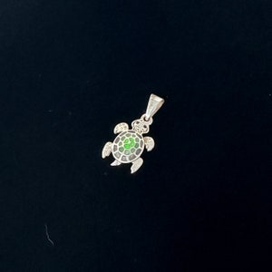 Sterling Silver Turtle Pendant, Vintage 925 Silver Sea Turtle Green Enamel, Turtle Lover Gift, Sterling Jewelry, Small Turtle Charm