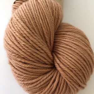 Sparrow Worsted Weight Yarn - ROSE colourway