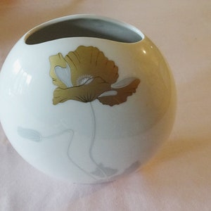 Floral Scherzer, Bavaria Germany Vase