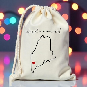 Maine state outline bags- Destination Wedding - State Outline Bag - Bachelorette Parties - Customized State Favor - Beach Wedding Bags
