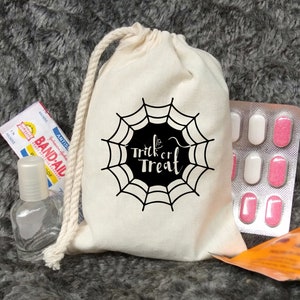 Trick or Treat Bags - Happy Halloween Bags - Personalized Halloween Bag - Halloween Treat Bags for Kids - Halloween pumpkin gift bag