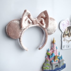 pink velvet mouse ears fridge magnet Minnie inspired image 3