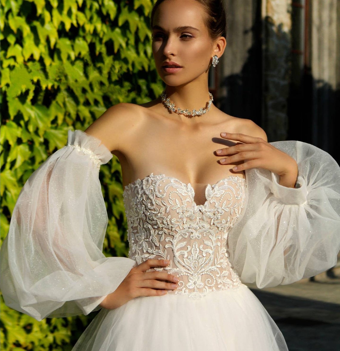 detachable tulle