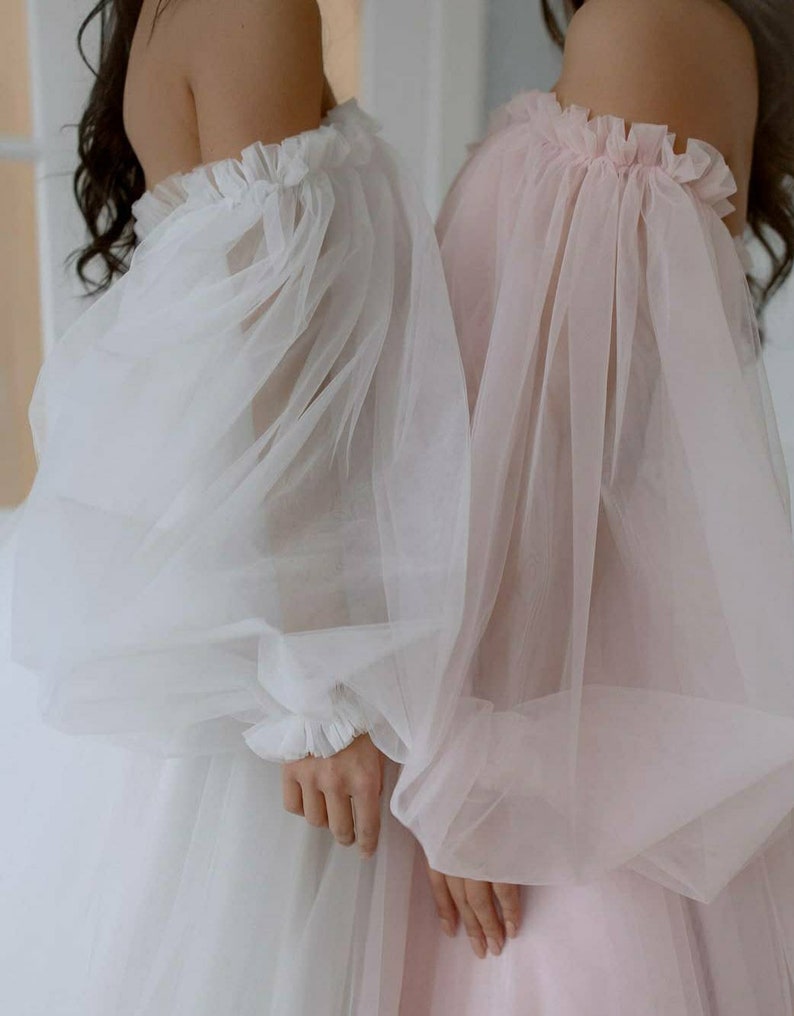 Minimalist corset wedding dress Wedding Dresses with Trains Long sleeves wedding dress Ivory wedding dress Puffy sleeves wedding dress