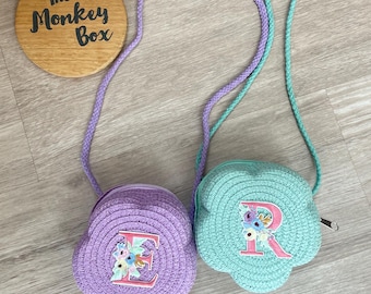 Bolso bandolera personalizado con forma de flor: bolso de mano tejido para niñas, bolso de hombro para niñas, regalo de cumpleaños para niñas.