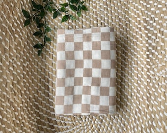 Manta envolvente de muselina a cuadros beige, fular de algodón y bambú para bebé