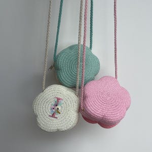Kleine Mädchen Umhängetasche, Handtasche für Mädchen, Kleinkind-Handtasche, niedliche Gras gewebte Tasche für Kinder, Kinder-Umhängetasche, personalisierte Kindertasche