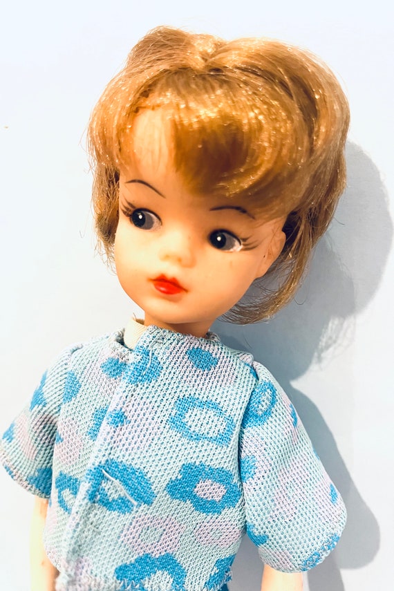 1960s Vintage Camay Sindy Clone Doll: Honey Hair, Original Outfit
