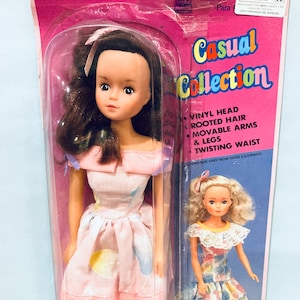 Vintage anni '90 originale / Betty Teen Doll / MOC / Nuovo su carta / Mai giocato con / Bambole alla moda /