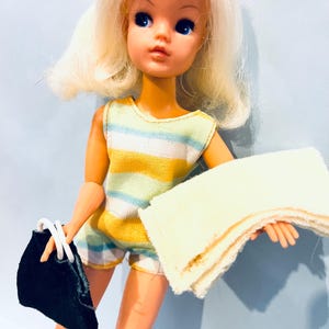 1973 | Gauntlet Vintage RARE Sindy Doll Pedigree | Fashion Dolls |  Sindy’s Day Out | Original|  | UK | Original Sindy Outfit | Clothing