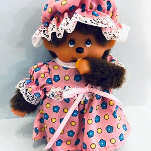 Mini poupée Monchhichi vintage des années 1980 : peluche Sekiguchi avec tenue originale